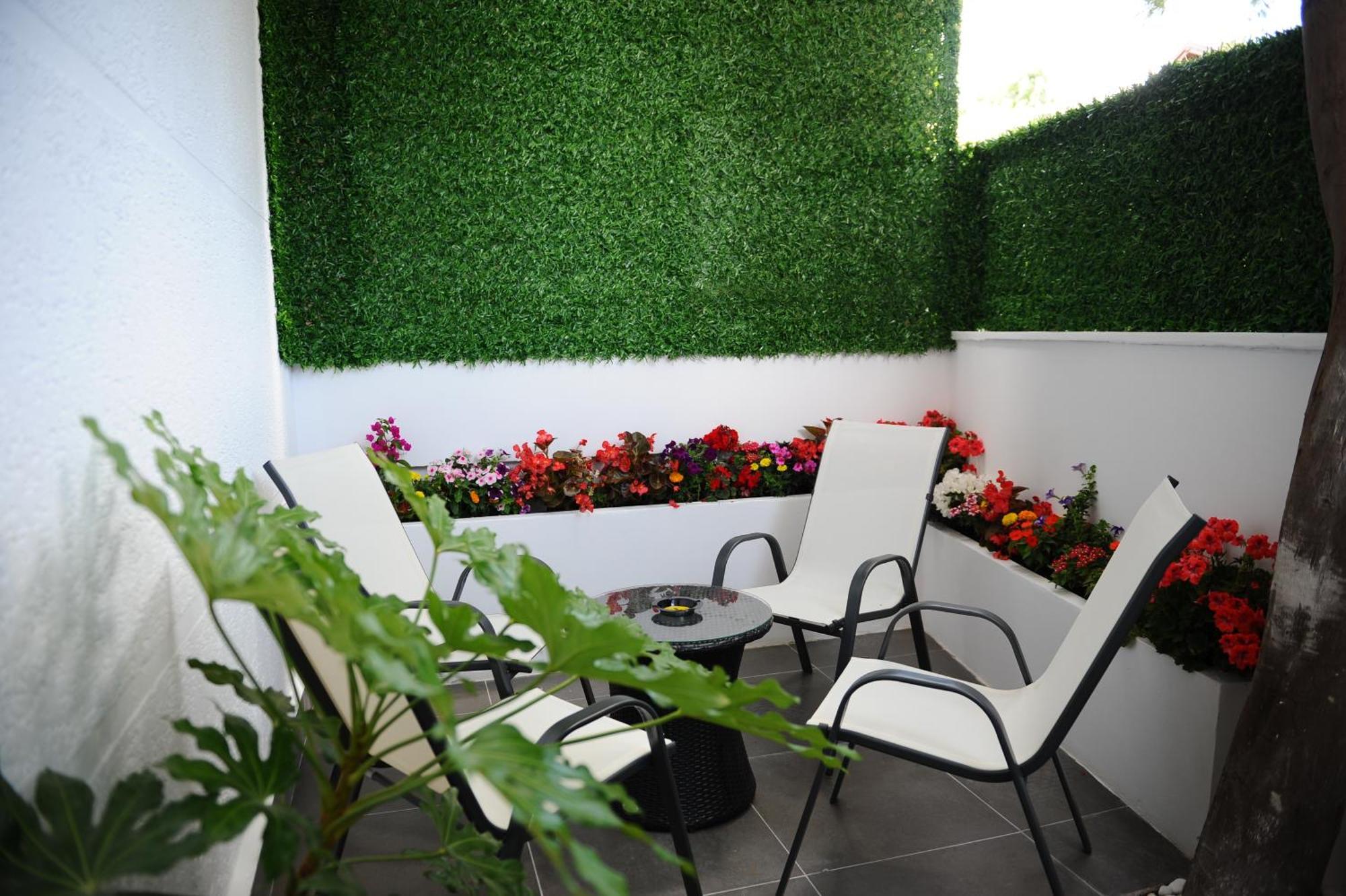 New Boulevard Inn Tirana Exterior foto